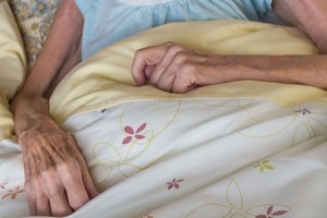 Dėl retos ligos mirė 65 metų moteris: kamavo nemiga ir sumažėjęs apetitas