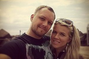 „Pikaso“ narys Haroldas Šklėrius sūpuoja antrąjį vaikelį