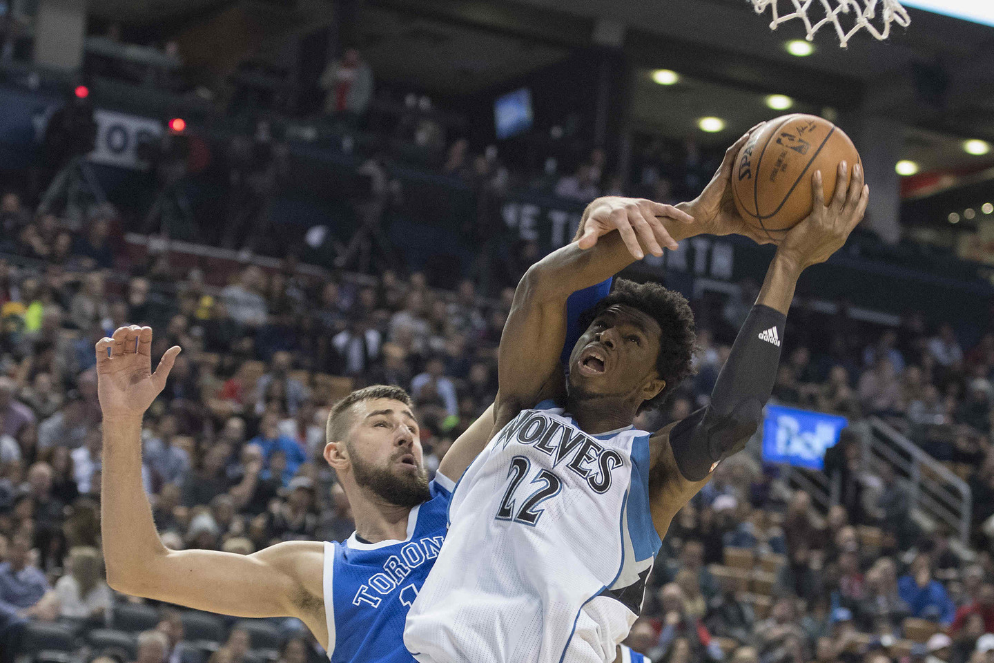„Raptors“ įveikė svečius iš Minesotos