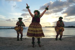 Ritualinis hulos šokis keliautojus apstulbina savo sunkumu