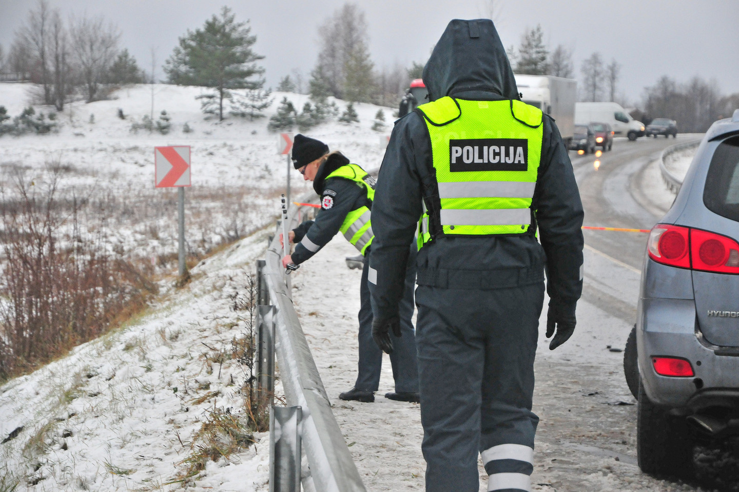 Kelyje Kaunas – Jonava susidūrė 3 automobiliai.