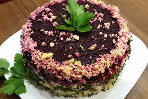 Švenčių stalo karalius – silkių tortas. Skonis – tiesiog tobulas