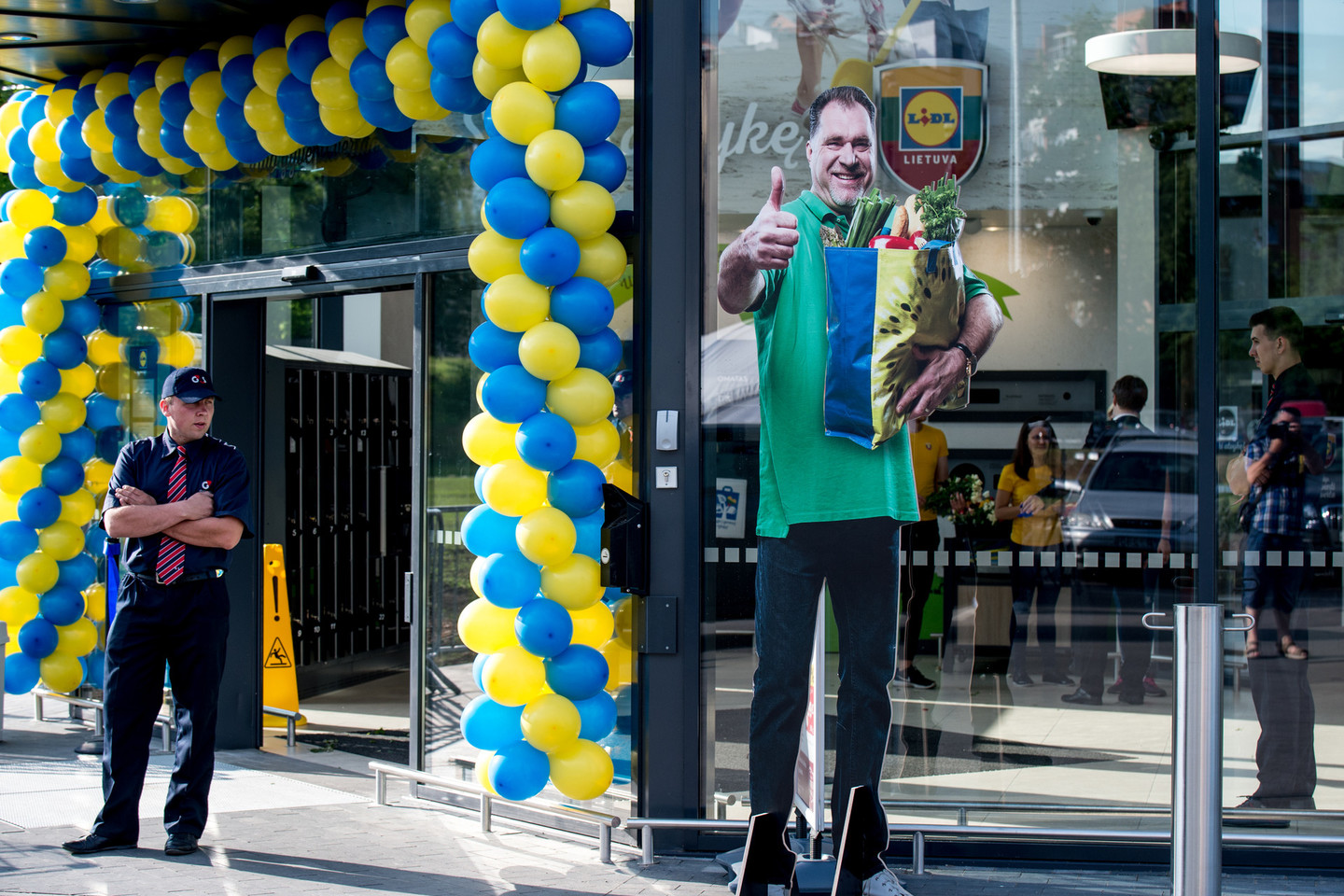 Paskutinysis mokymų etapas – kasmetės pratybos, kurios vyks „Lidl“ parduotuvėse, dalyvaujant ir tuo metu apsilankiusiems pirkėjams.