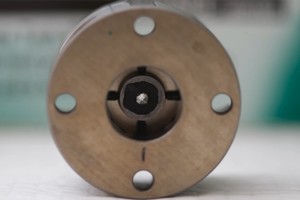 Mokslininkai sukūrė „deimantą, kietesnį už deimantą“