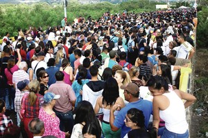 Venesuelos valdžia šešėlį naikina radikaliais metodais