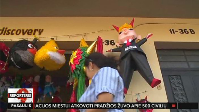 Gvatemalos gyventojai linksminasi degindami „Donaldą Trumpą“ (II)