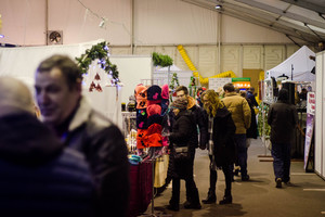 Klaipėdos Kalėdų mugė: sofos šunims, glamžyti puodeliai ir jokių nuolaidų