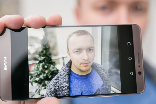 „Huawei Mate 9“ apžvalga: kinams atsibodo pigūs žaisliukai