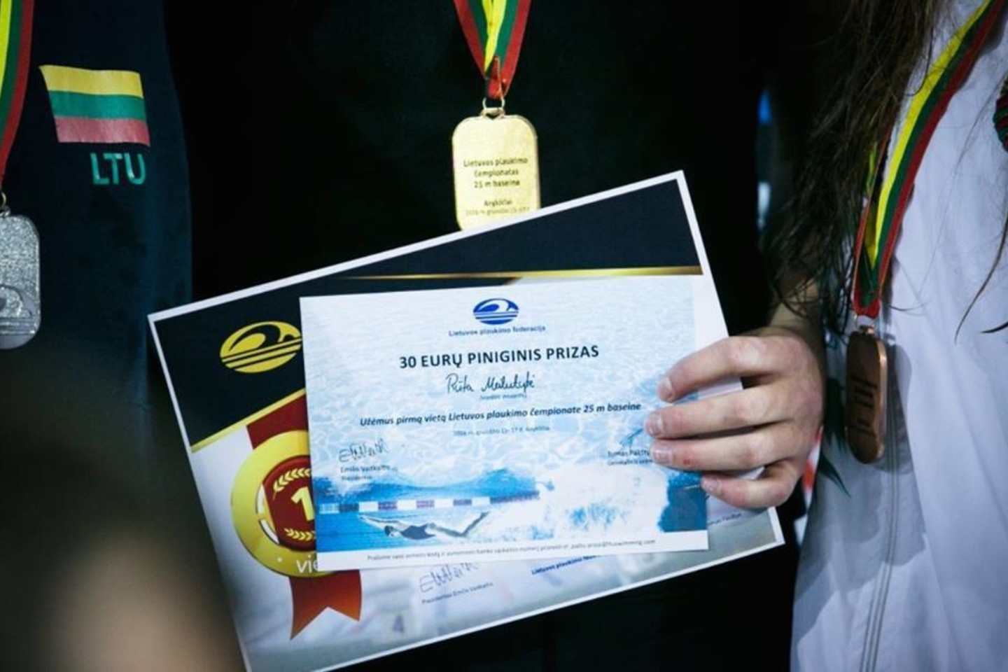 Premijos, kuriomis buvo apdovanoti plaukikai po startų Anykščiuose