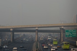 Kinija dūsta nuo tiršto smogo ir prognozuoja padėties pablogėjimą
