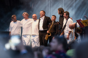 Albumo apžvalga. „Antis“ „Antis“ Trakų pilyje“