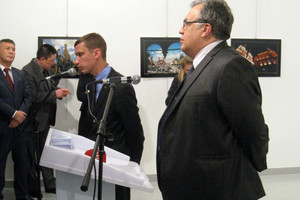 Kremlius atskleidė negirdėtos informacijos apie nužudytą ambasadorių