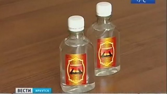 Mirtina esencija su alkoholiu Rusijoje: išgėrę apako arba mirė