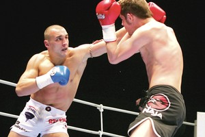 Iš ringo žvaigždės liko tiktai gatvės mušeika