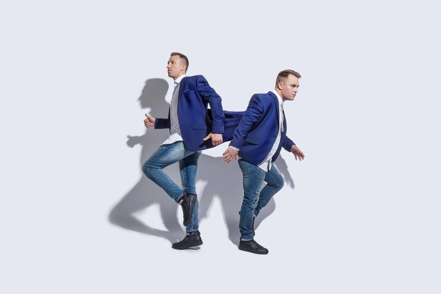 Grupė „2 Donatai“ siunčia dovaną savo gerbėjams.