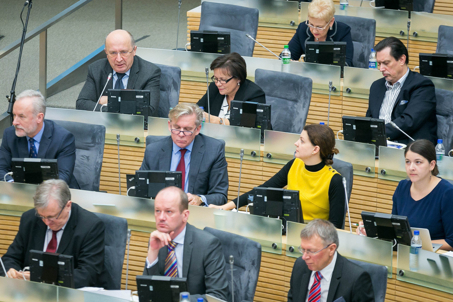 Seimas apsvarstė daugiau negu pusšimtį pasiūlymų dėl papildomų lėšų skyrimo, bet nė vieno netenkino, nes jiems nepritarė Vyriausybė.