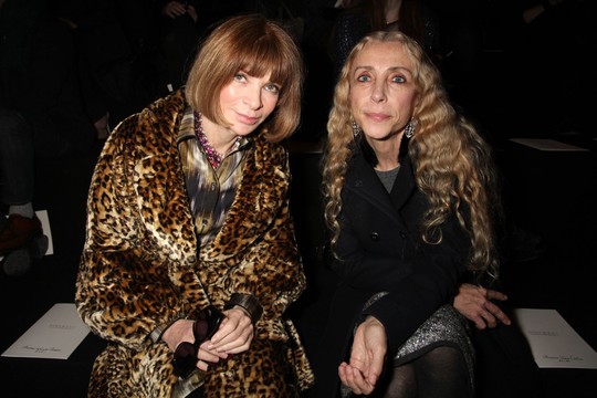 Po sunkios ligos mirė ilgametė „Vogue“ redaktorė