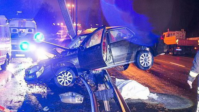 Skaudi avarija Vilniuje: automobilis rėžėsi į stulpą, žuvo moteris