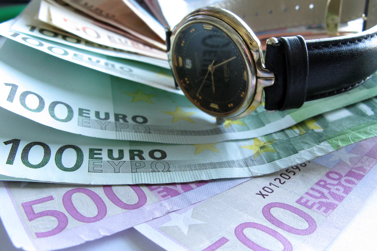 Buvusiems sutuoktiniams, kredito unijoje ėjusiems atsakingas pareigas, gresia maksimali laisvės atėmimo bausmė iki 10 metų.
