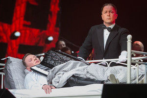 Narvas, lova ir drugeliai: „Siemens“ areną drebino įspūdingas Martyno Levickio šou