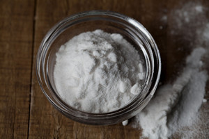 Pakaks vos šaukštelio, kad palengvintumėte net kelių ligų simptomus