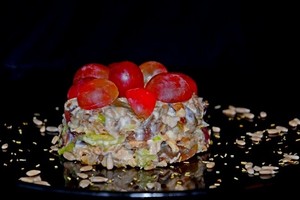 Firminės vištienos salotos vertos vietos ant švenčių stalo