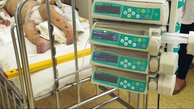 Prabilo mirusio kūdikio šeimos draugė: gydytoja meningokoko nepastebėjo