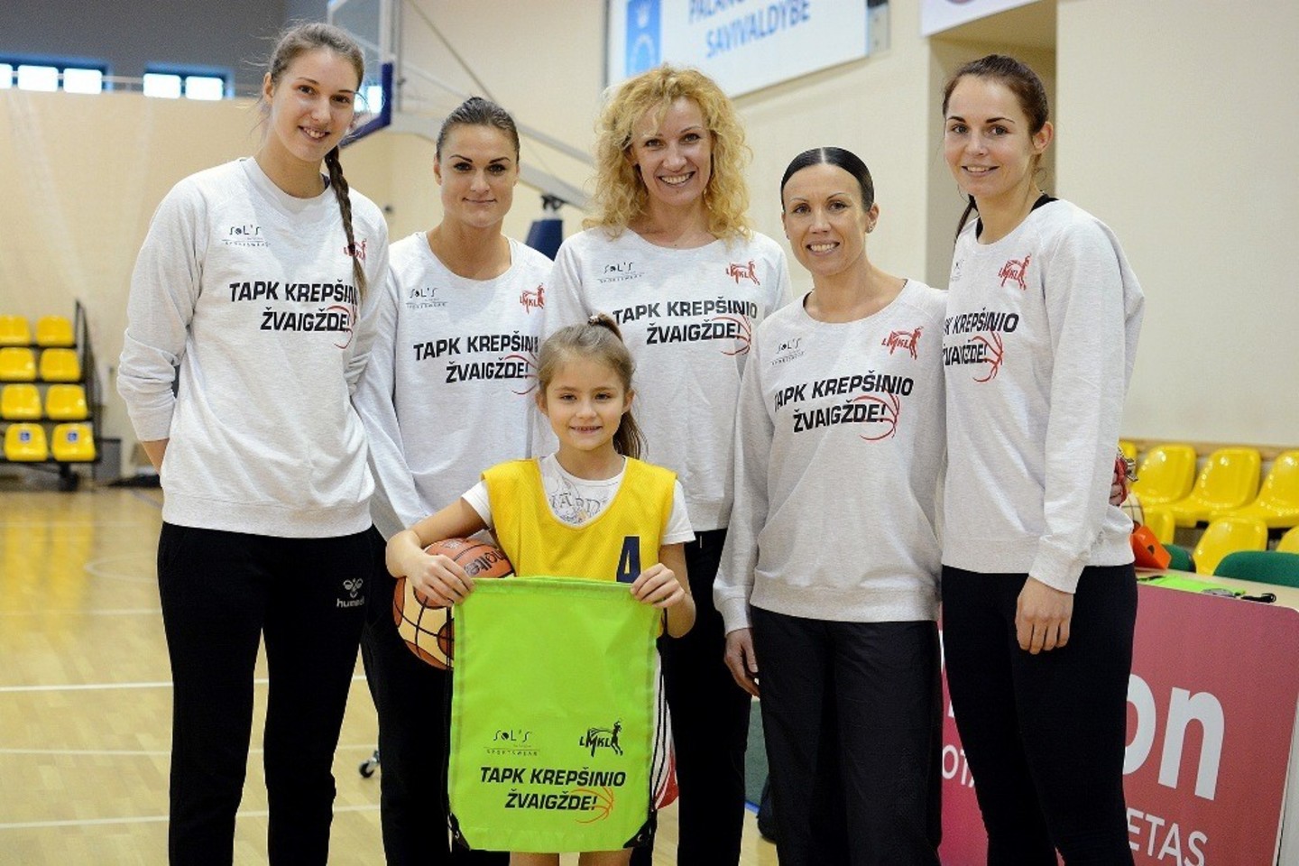 Viena Palangos sporto centre besitreniruojanti mergaitė papasakojo įkvepiančią istoriją – ji kasdien į treniruotes važiuoja po 34 kilometrus.