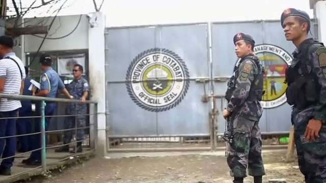 Islamistai Filipinuose iš kalėjimo išlaisvino per 150 kalinių