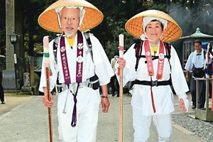 Pasaulį stebinantys senoliai pėsčiomis įveikė 1,2 tūkst. kilometrų