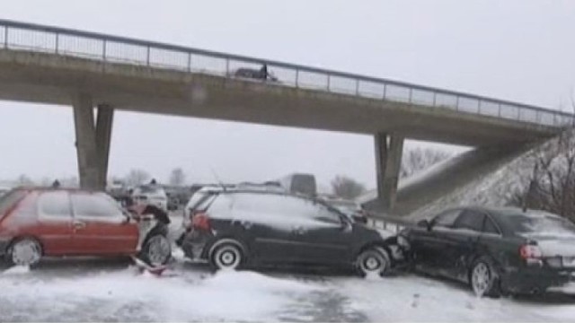Chaosas Europos keliuose: Serbijoje masinė avarija