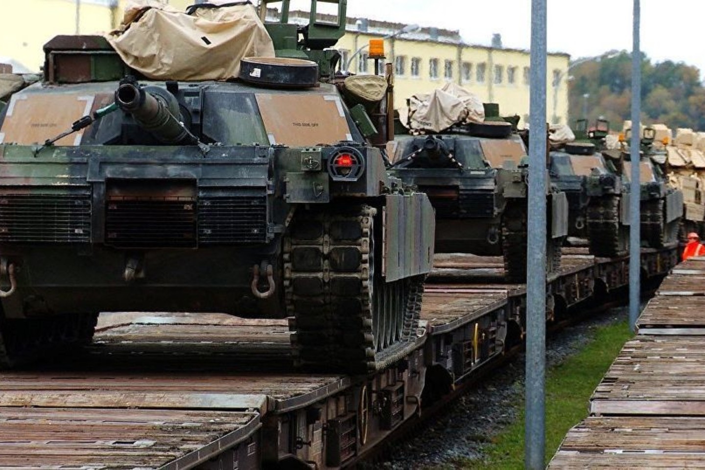 Bendras amerikiečių dalinio krovinius pervežančių sąstatų ilgis bus apie 14 kilometrų.