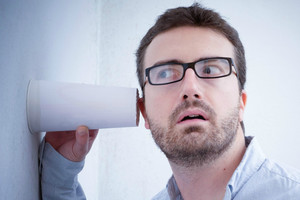 Kaimynai išsipasakojo, kas vyksta už jų buto sienų: „Vaikai pradėjo bijoti“