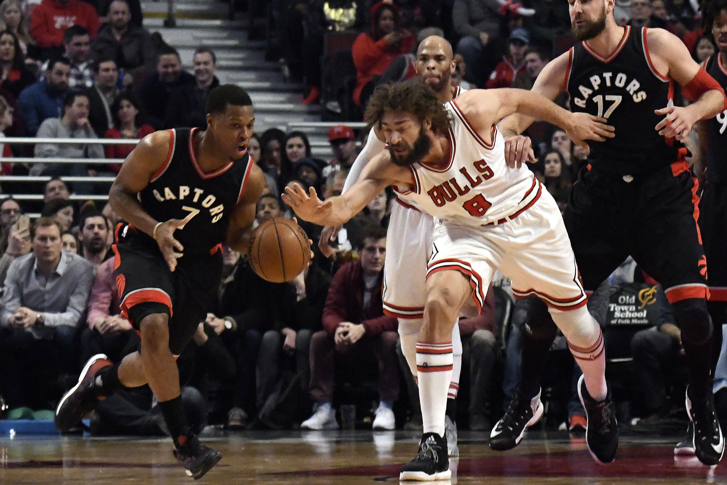 „Raptors“ vylėsi įveikti „Bulls“, tačiau eilinį kartą pralaimėjo.