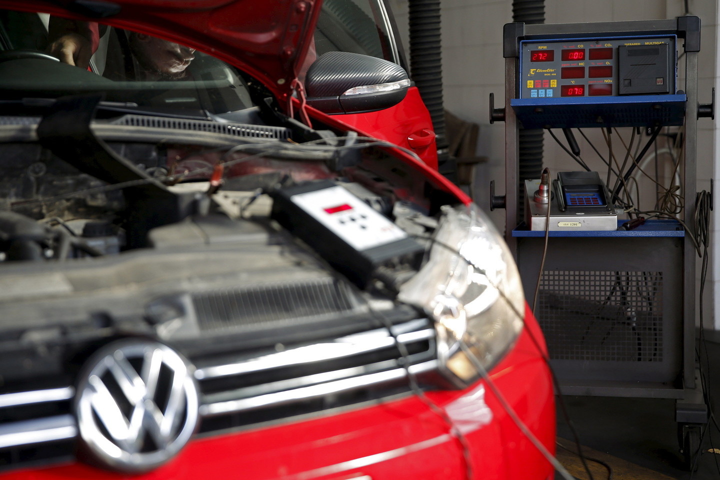 Suimtas vienas iš „Volkswagen“ vadovų