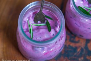 Neįprastai marinuota silkė pagal N. Degutienės receptą: švediškas marinatas daro stebuklus