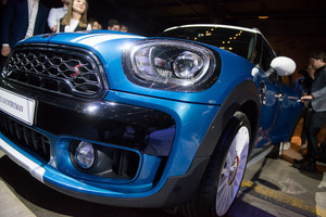 Stilingame vakarėlyje pristatytas į Vilnių atvykęs naujasis „Mini Countryman“