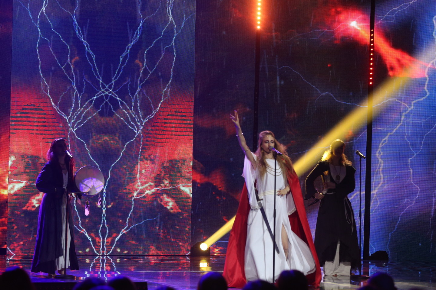 Antrajame mūšyje dėl „Eurovizijos“ kovoja ir žinomi atlikėjai.<br>R.Danisevičiaus nuotr.