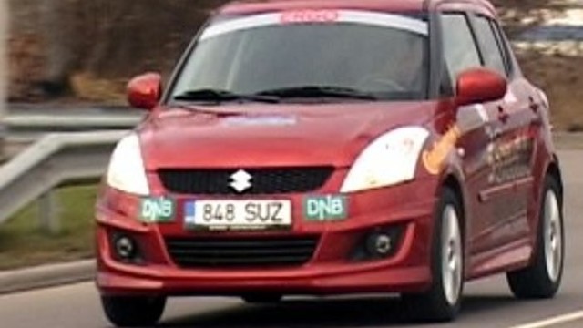 „Metų automobilis 2012“: manevringas ir vikrus „Suzuki Swift“