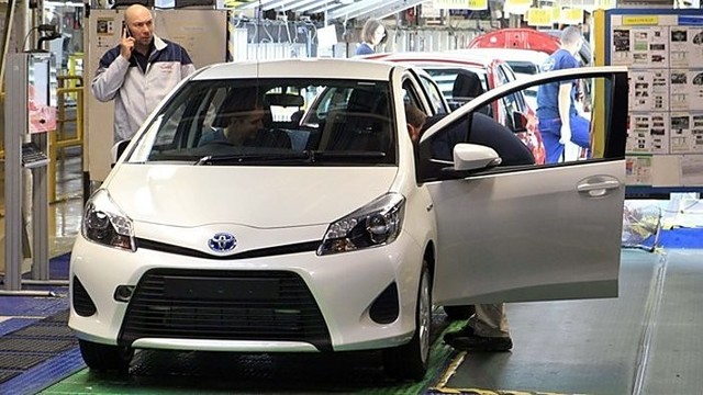 Dėl sugedusių elektrinių langų jungiklių „Toyota“ atšaukia per 7 mln. automobilių