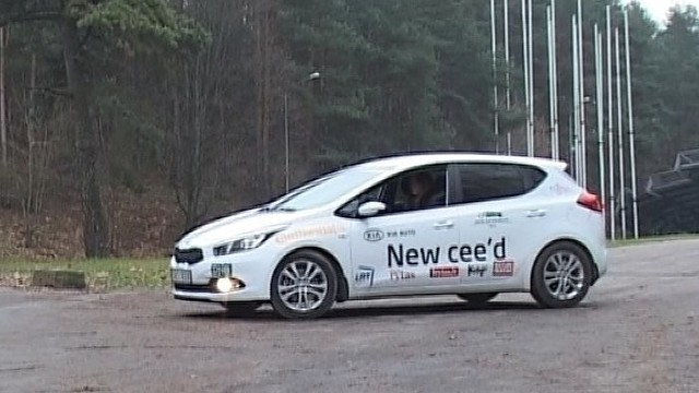 „Metų automobilis 2013“: sportiškesnio ir ekonomiškesnio „Kia Ceed“ sugrįžimas