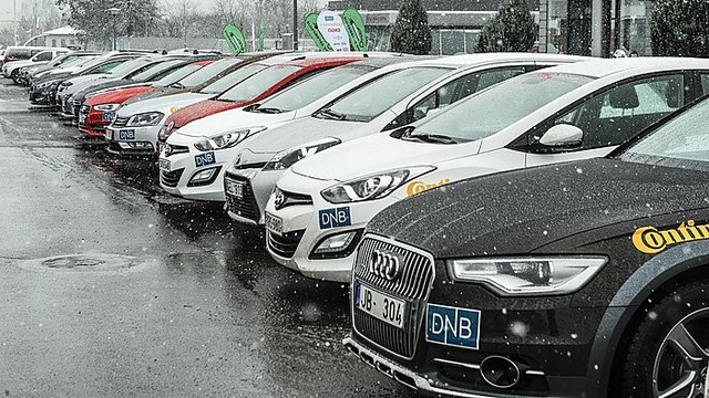 Skirtingų klasių ir skirtingiems vartotojams — kautis dėl titulo liko visiškai skirtingi automobiliai