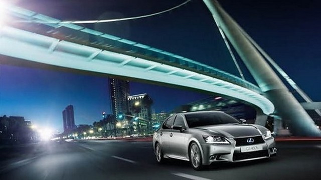 „Metų automobilis 2013“: prabanga tviskantis „Lexus GS 450h“ hibridas