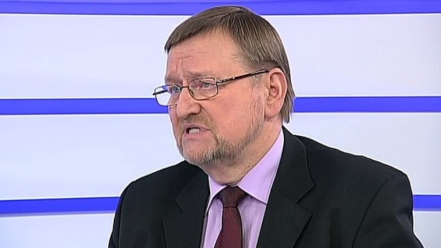 Ambasadoriumi Estijoje buvęs J. Bernatonis Lietuvoje stumia estišką rinkimų tvarką (I)