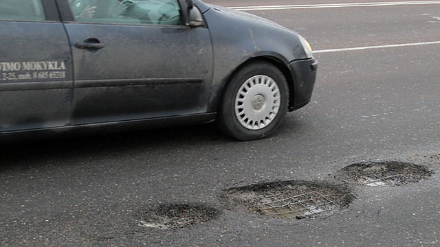 Duobėje sulaužei automobilį? Pats kaltas!