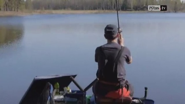 „Šiandien kimba“: eksperimentai jaukų spalvomis ir žvejyba dugnine meškere (II)