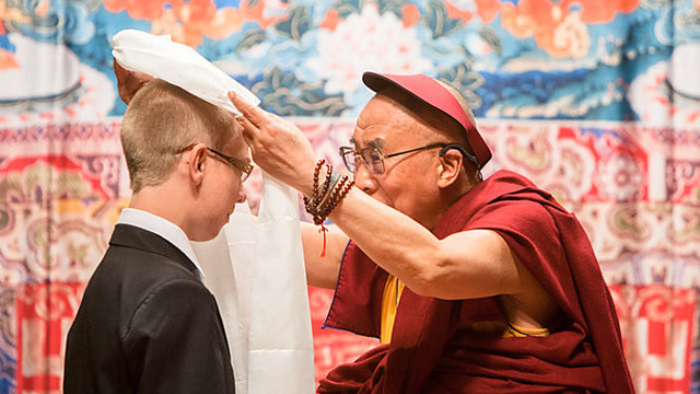 Dalai Lamos paskaita „Kelias į taiką ir laimę globalioje visuomenėje“ (3 dalis)