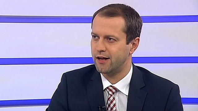 „Lietuvos energijos“ vadovas D.Misiūnas ramina, kad elektra verslininkams brangs tik keliais procentais (I)