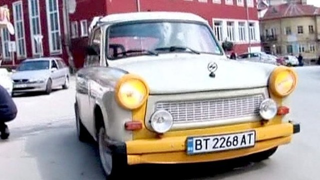 Bulgaro kolekcijoje – 60 senovinių „Trabant“ automobilių