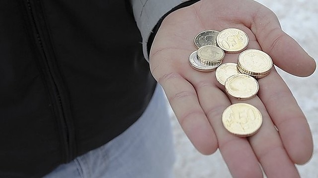 Euro aritmetika: triskart skurdžiau atrodančios pensijos